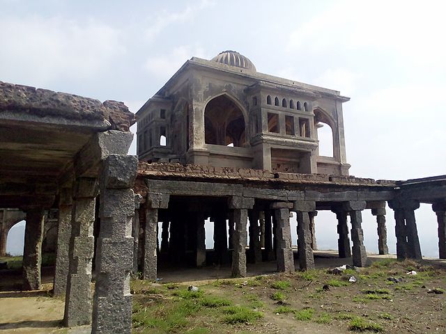 Popular forts in Tamil Nadu